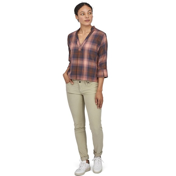 Patagonia Pants - Patagonia Fitted Corduroy Pants -28 6 tan